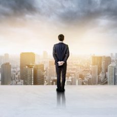 ガイドがいたほうが早く効率よく進めると思い【50代半ば男性】無料相談のご感想